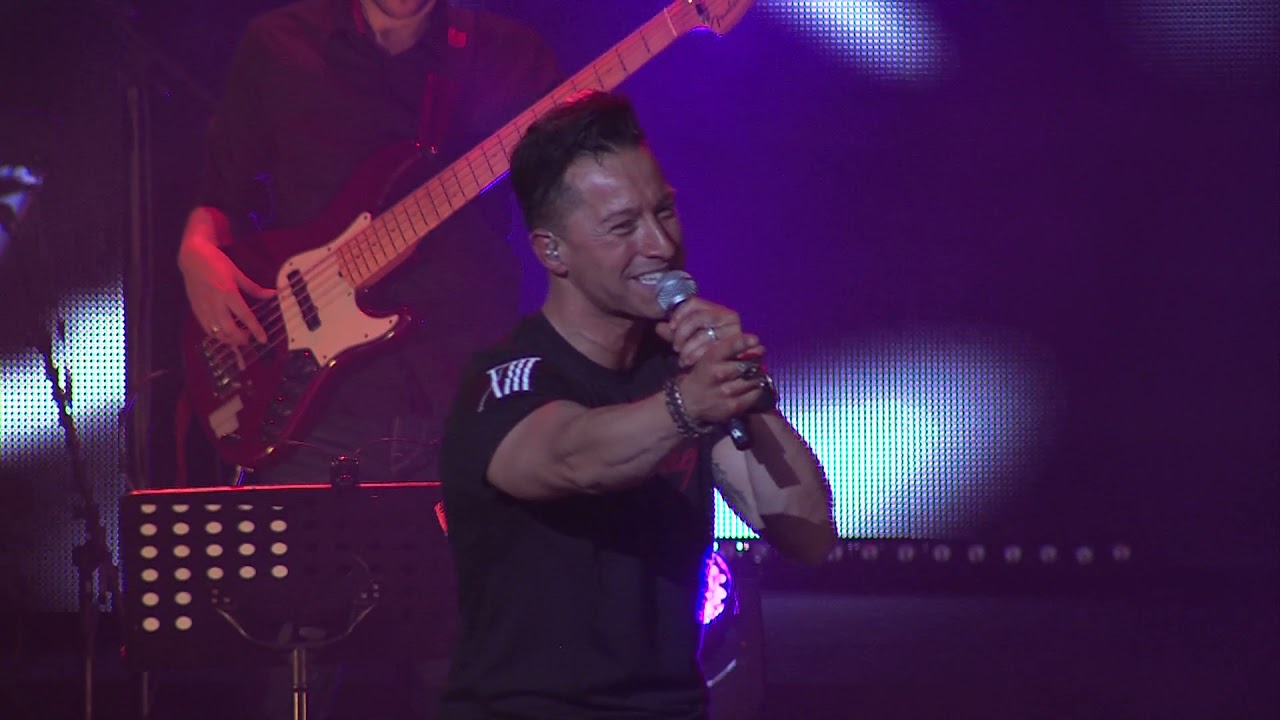 Ricardo & Henrique - Vale a pena amar (Live)