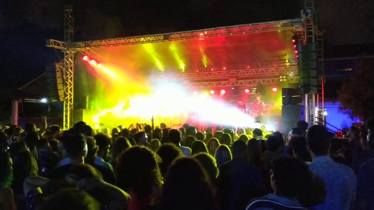 Cumbia da praia - Academia da Berlinda (Jo&atilde;o Pessoa 08-02-2020)