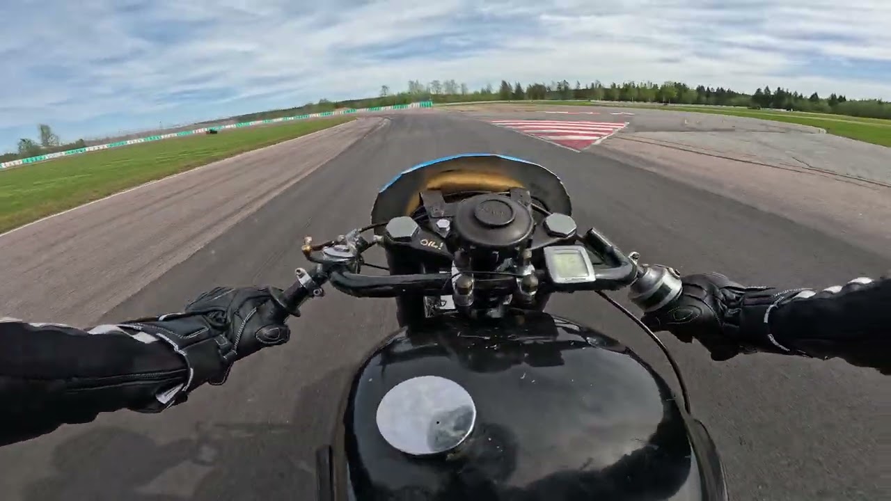 Rigid Velocette Racer Spring Practice at Gelleråsen