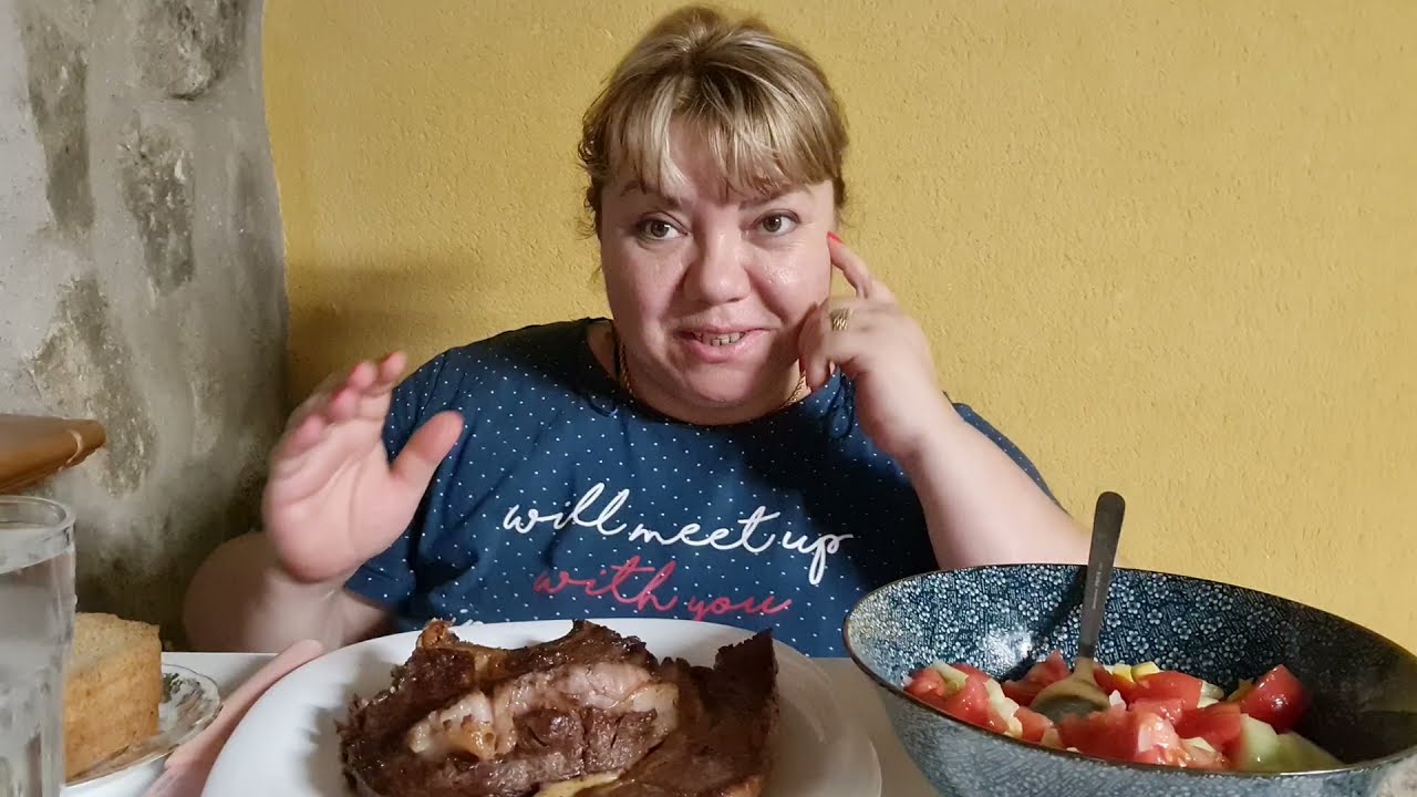 МУКБАНГ🍽 КАКОЙ СТЕЙК 1 КИЛОГРАММ И 100 ГРАММ/ОБАЛДЕТЬ ВСЕ ЛОПНУ НЕЗАДУМЫВАЯСЬ 🤣MUKBANG🍴 QUÉ CHULETON