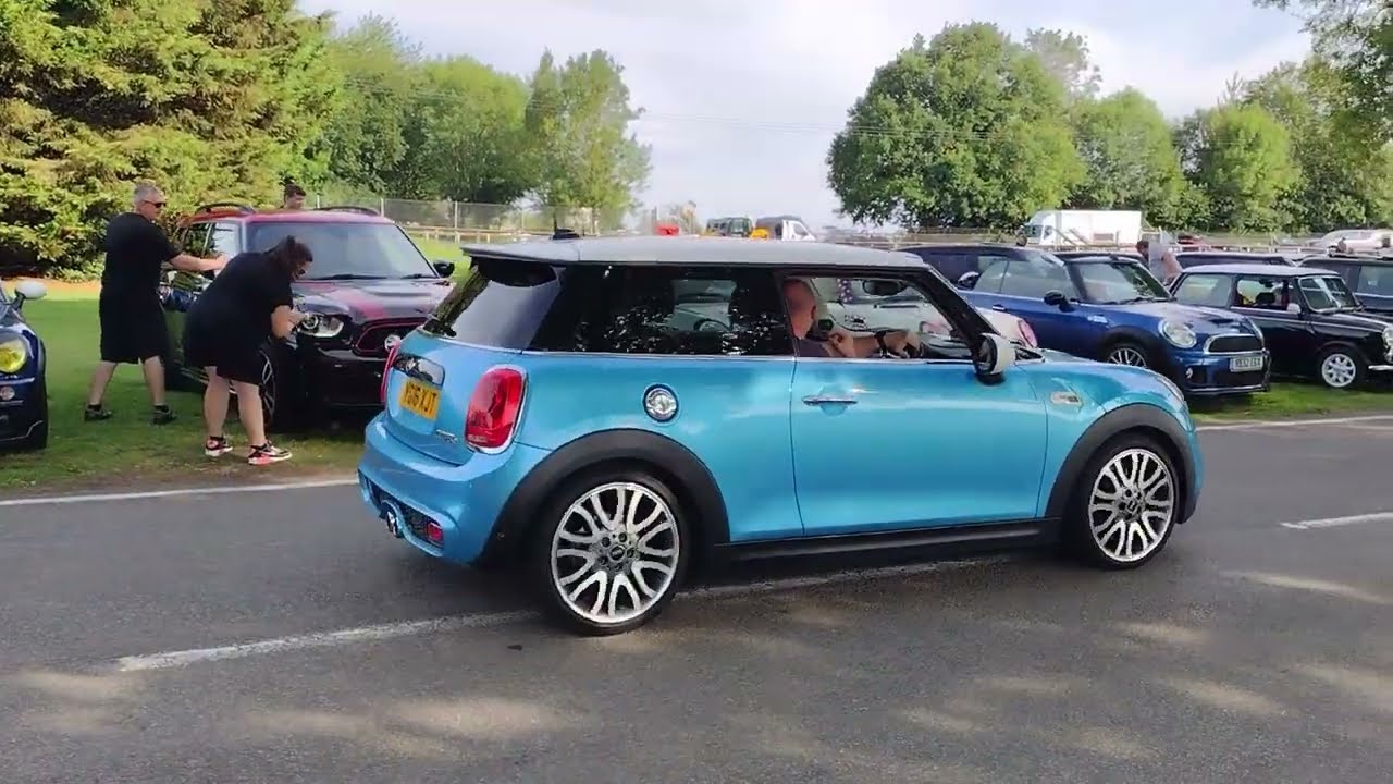 MINI FESTIVAL 2025 - BRANDS HATCH - PART 1 - ARRIVALS