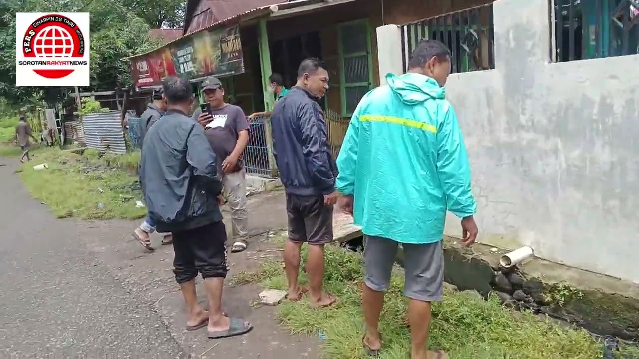 KERJA BAKTI GOTONG ROYONG MERAJAI RT 02 RW 04 BENTENG SOMBA OPU, WARGA SANGAT ANTUSIAS BERSAMA LURAH