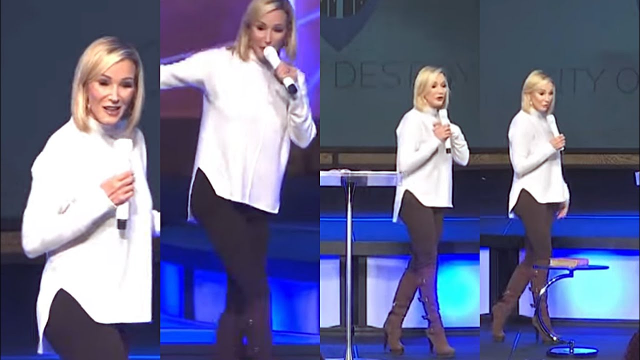 Paula White: Mama!!! Beautiful, Classy, Sexy & Gorgeous! Leggings, Sexy high heel boots.👠