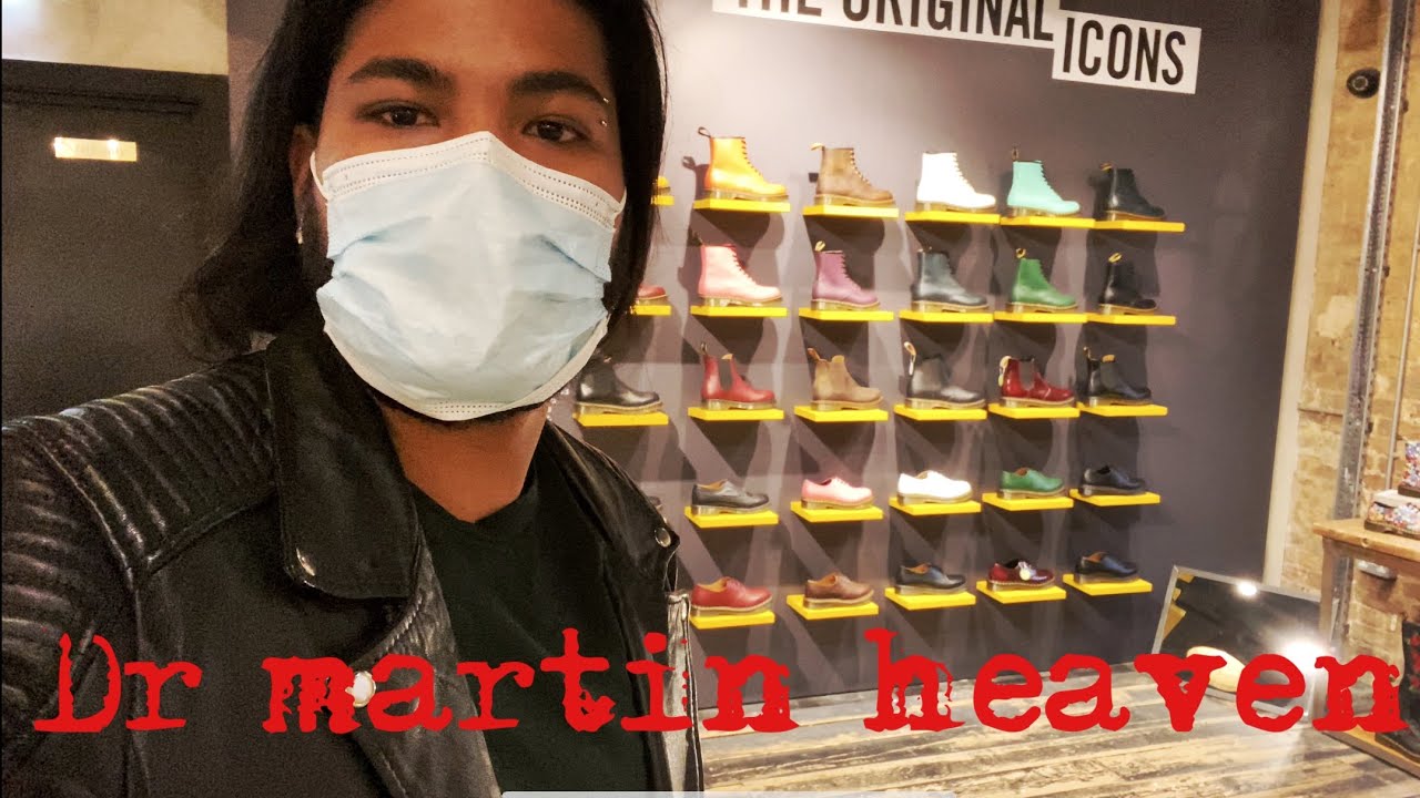 CAMDEN TOWN THAMEL IN LONDON/DR MARTENS HEAVEN