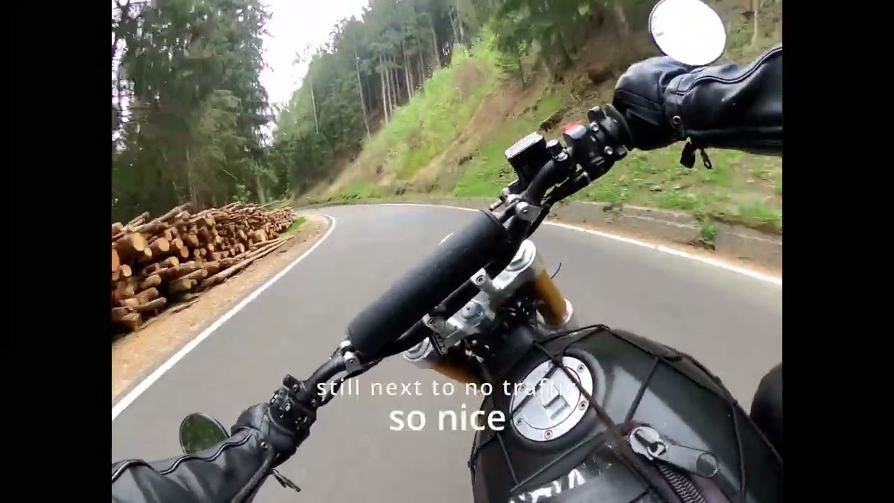 Passo Giovo - Passo Pennes no traffic with my Caballero 500