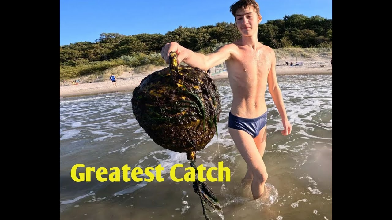 Great catch! Cleaning up sea waters from dangerous objects