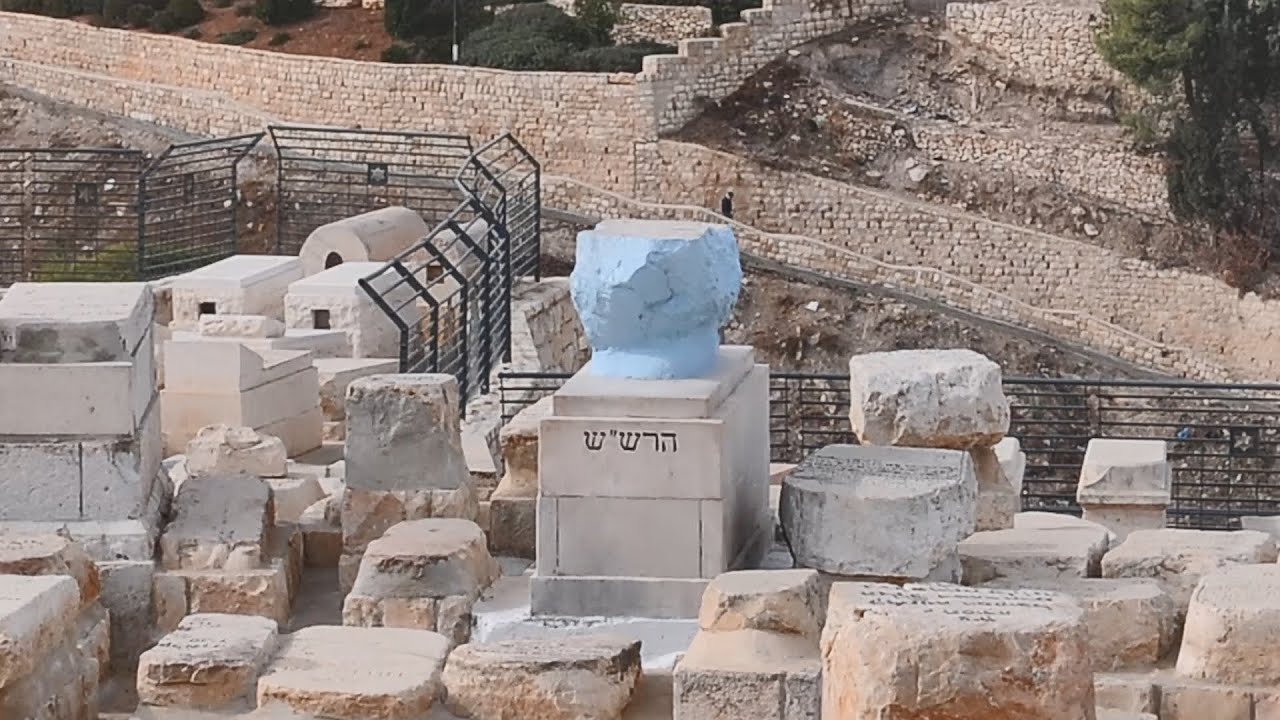 המקובל עם ניצוץ של רשב''י - הרש''ש הקדוש