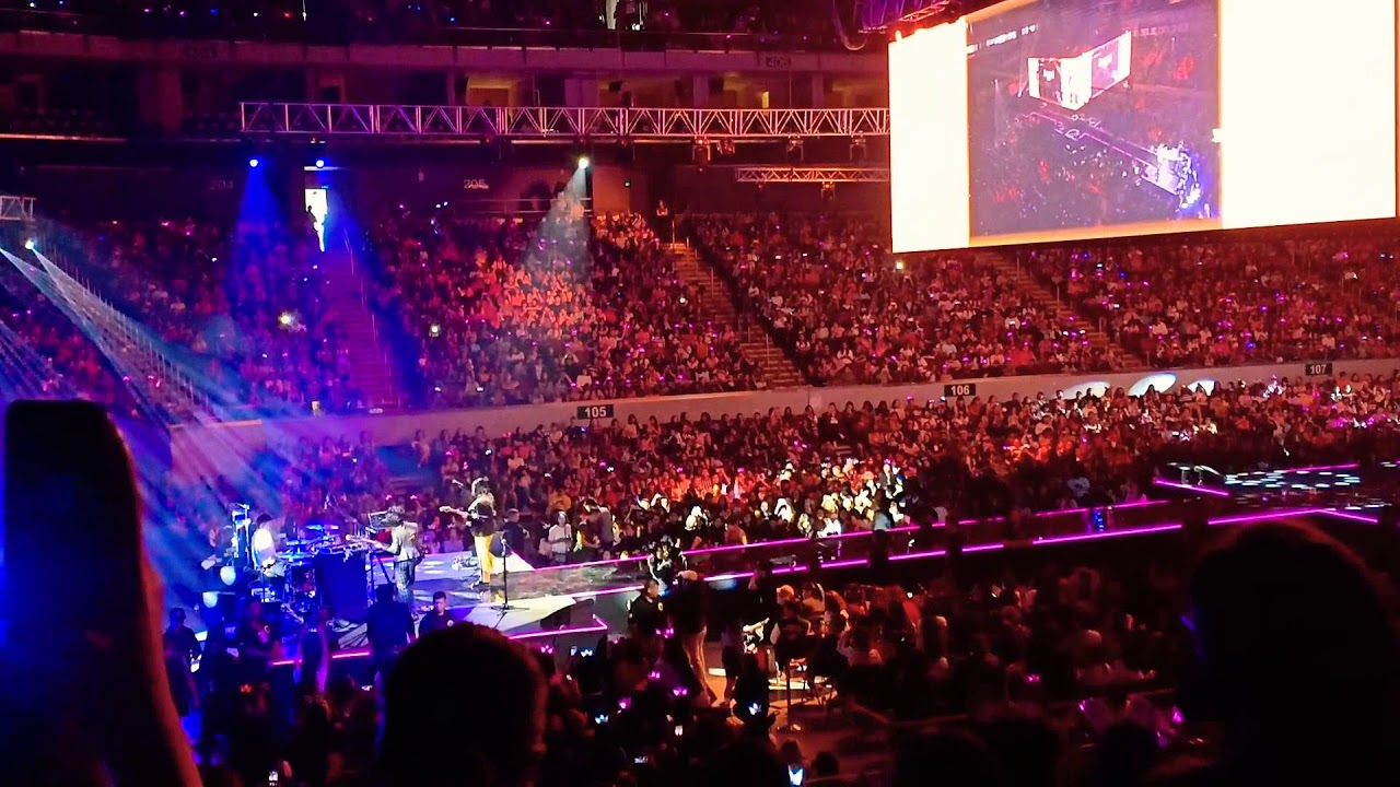 Mundo - IV of Spades Live