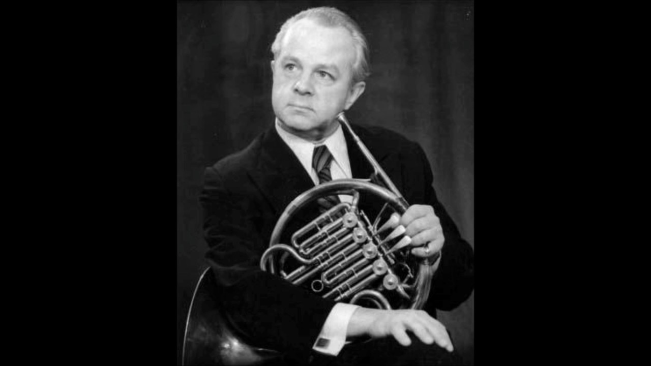 Vitaly Bujanovsky plays Haydn. Horn Concerto No. 1 in D major, Hob. VIId:3 (1960s, from LP)