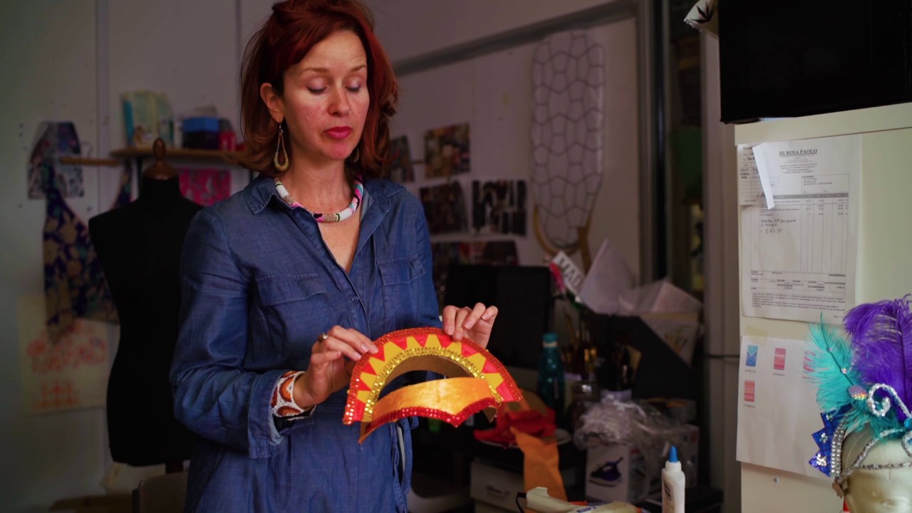How to Make a Bath Carnival Headdress