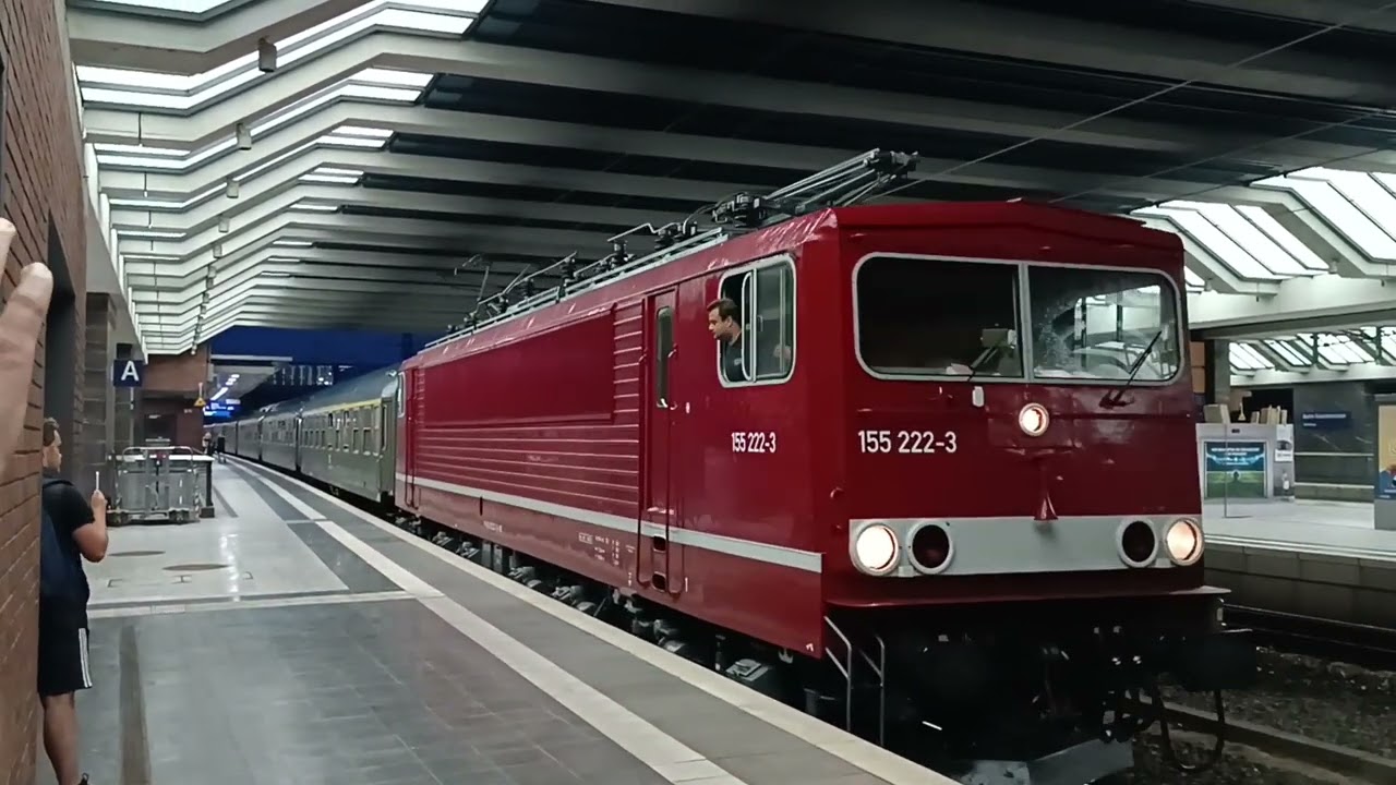 Br 155 222 der WFL bei abfahrt in Berlin Gesundbrunnen
