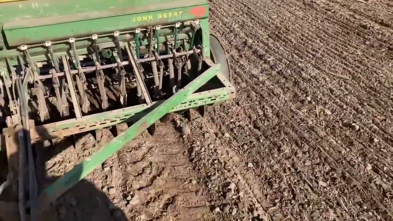 Planting Oats and Alfalfa with International 826, and John Deere 8200 Grain Drill