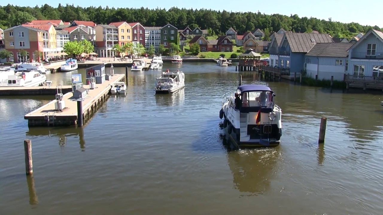 Schleuse und Marina Wolfsbruch am Hüttenkanal