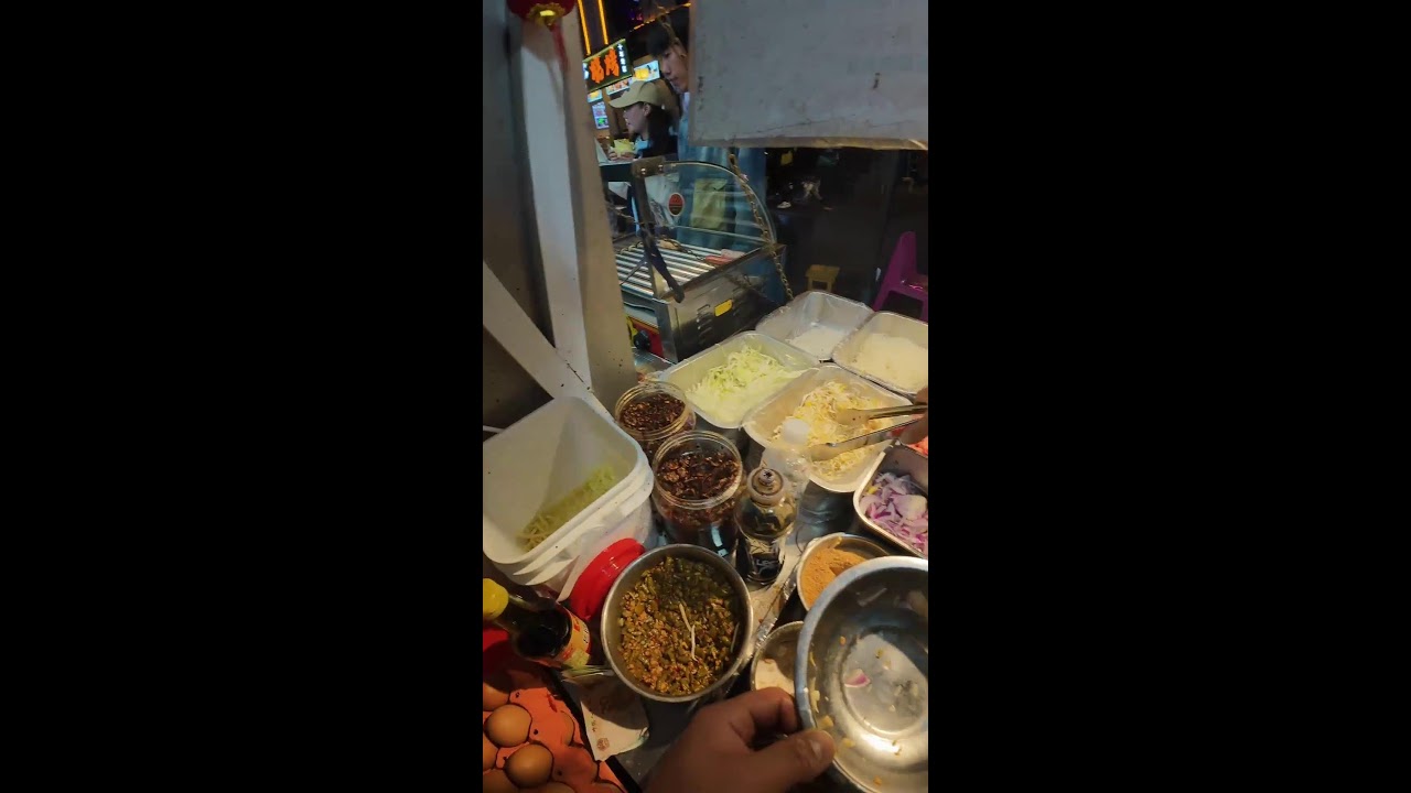 POV: Street Food - Fried Rice with Beef and Horse Meat – Lijiang, Yunnan