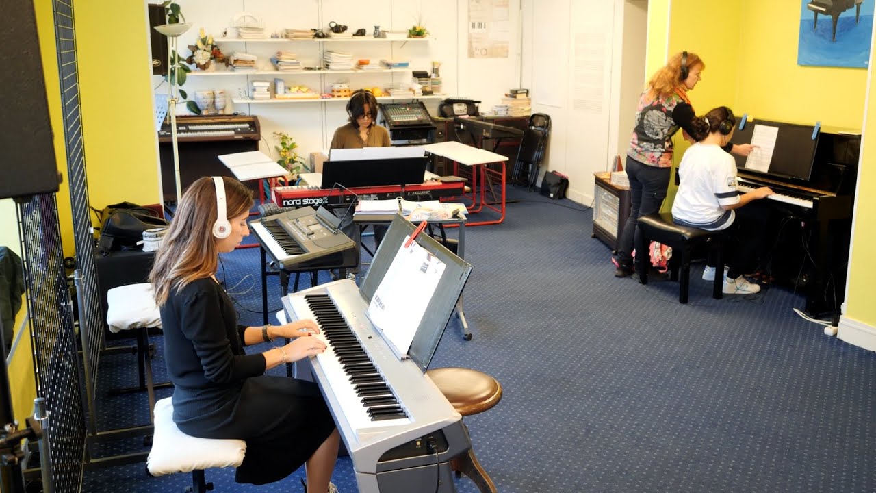 ECOLE DE MUSIQUE GIBOUT &agrave; Nouzonville : Cours de guitare, chant, piano, batterie, accord&eacute;on, solf&egrave;ge