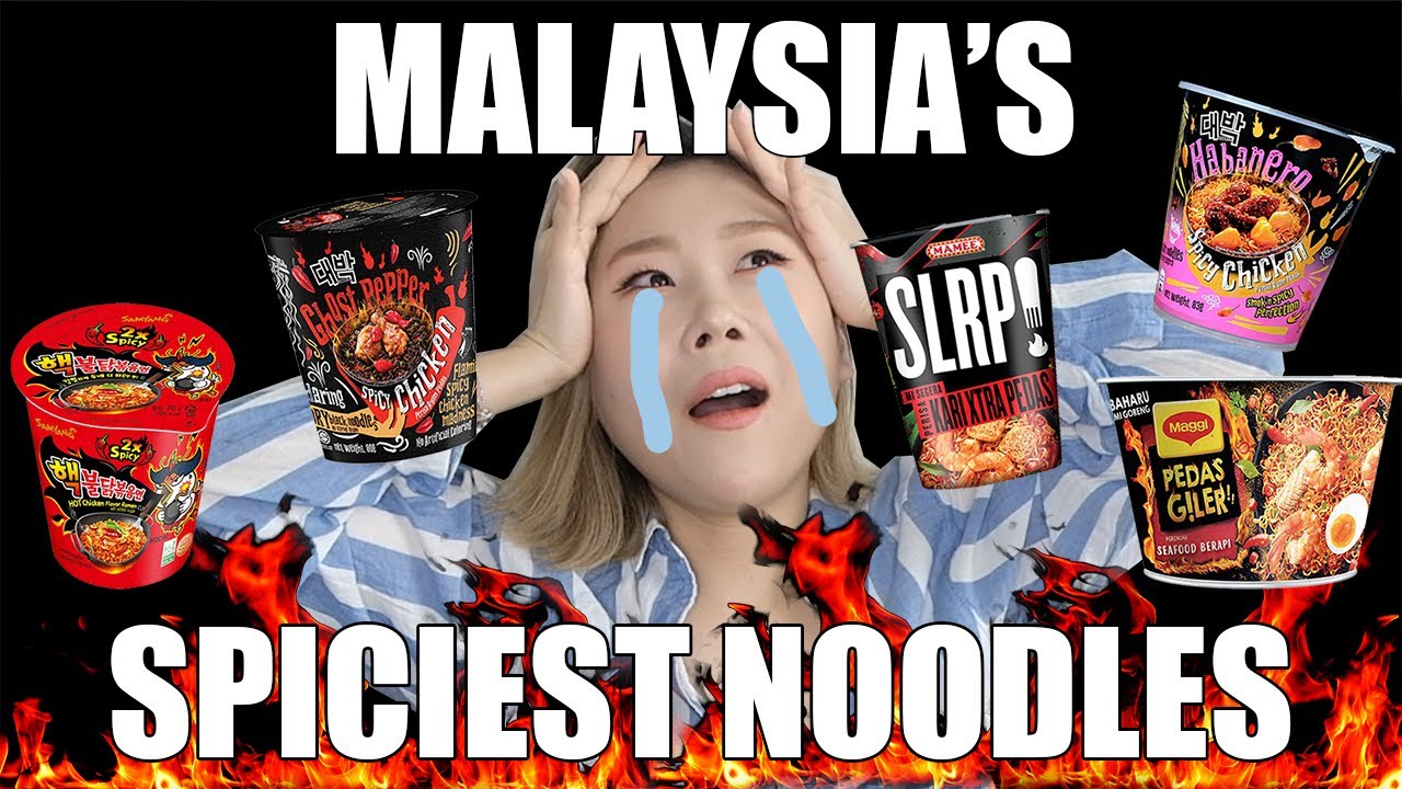 Korean tries malaysia's spiciest noodles! 매운라면 병맛먹방 [ENG][BAHASA][한글]