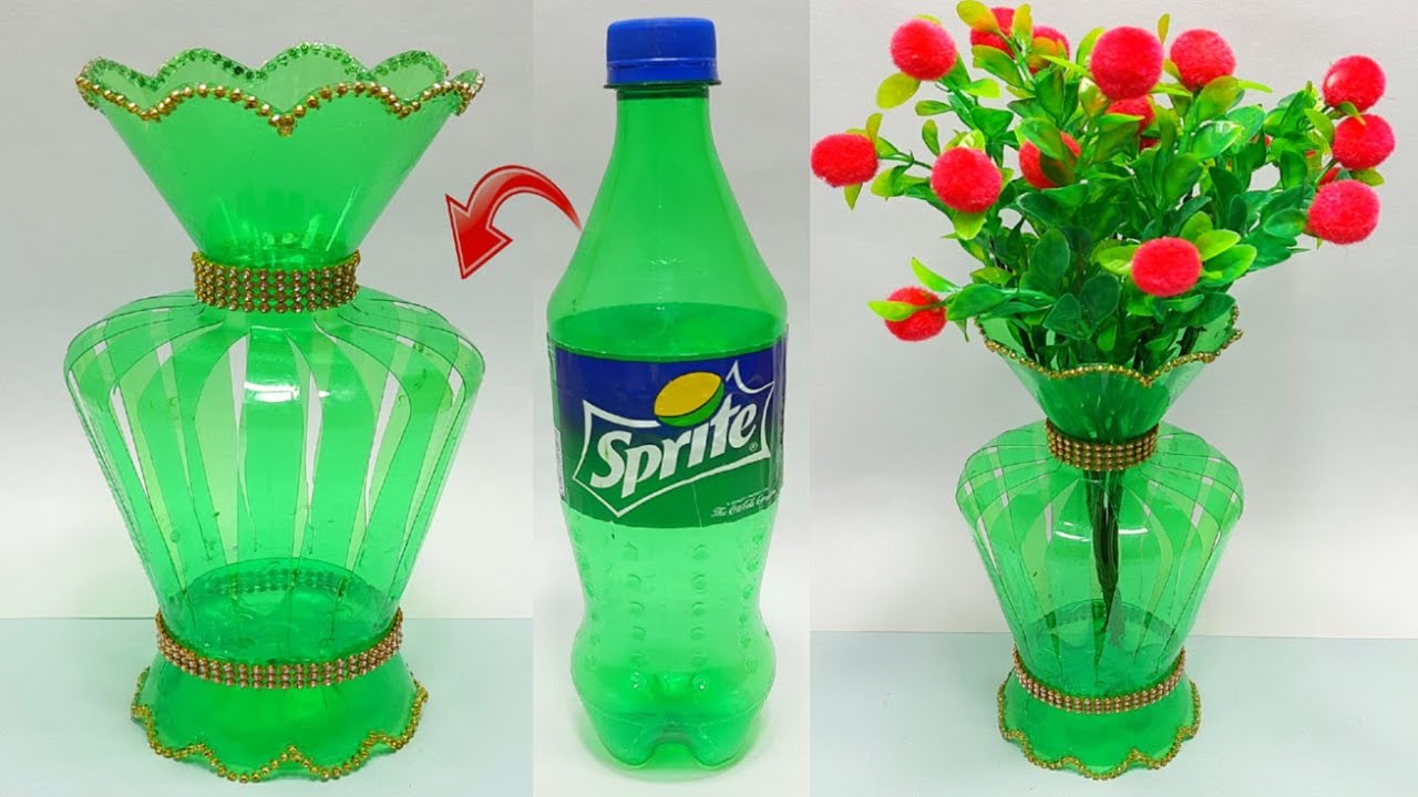 Plastic bottle vase Craft idea/Diy new Design bottle flower vase/Foam se Guldasta banane ki vidhi