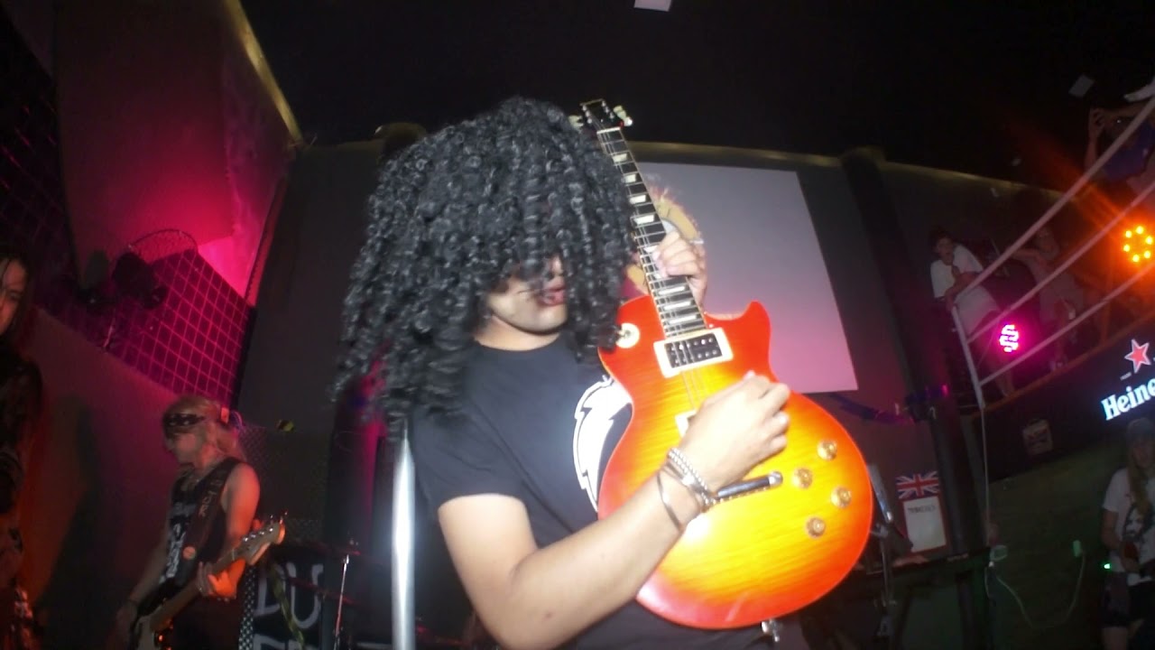 Drum solo + Jam band + Slash solo (Tokyo 92) + Sweet child O’ mine - Nice boys Guns N’ roses cover