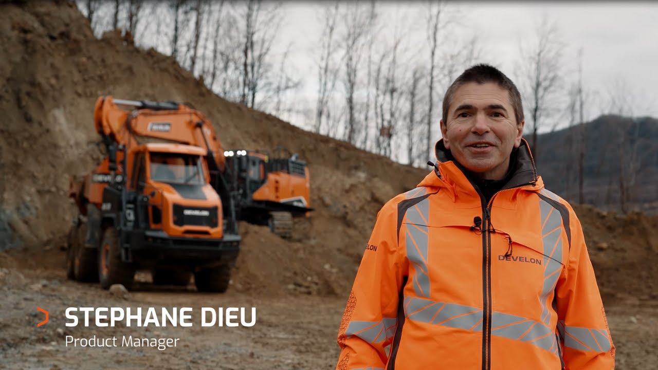 Products: Develon Heavy Excavator DX800LC-7