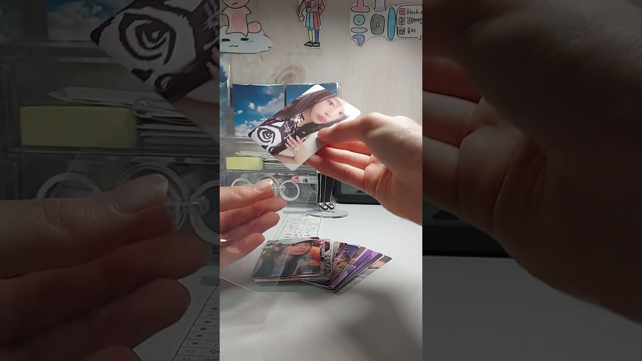 뉴진스 포카 깡 + 스캔 조사 (?) (미공개/풀버전)
