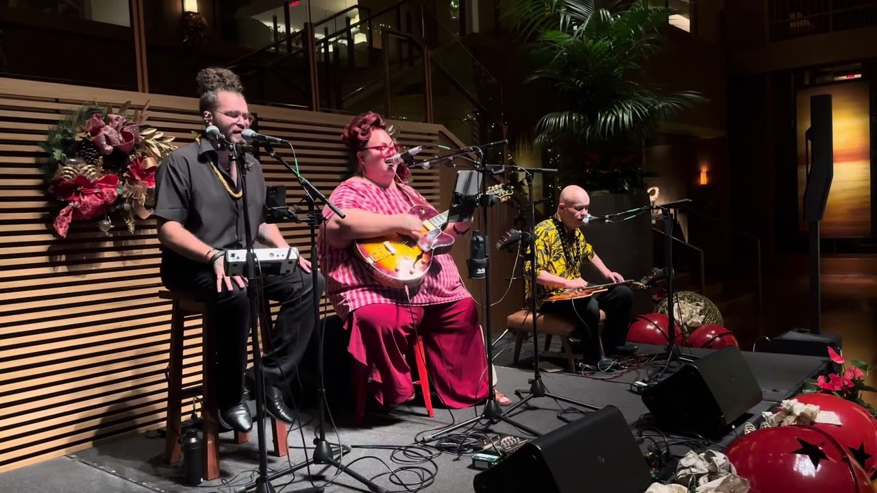 Na‘u ‘Oe/Poliahu - Lina Robins feat. Dre Scot & Shawn Ishimoto
