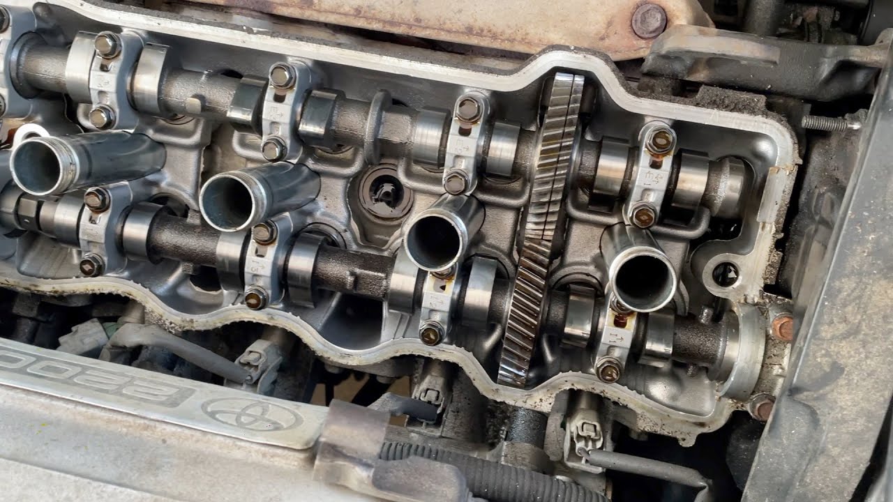 How to change the valve cover gasket on an MR2! (5SFE)