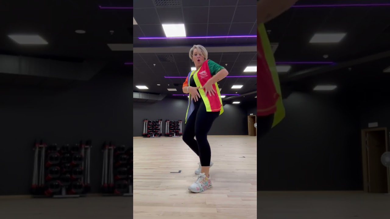 BURBUJAS DE AMOR | Old song with new touch 💃❤️