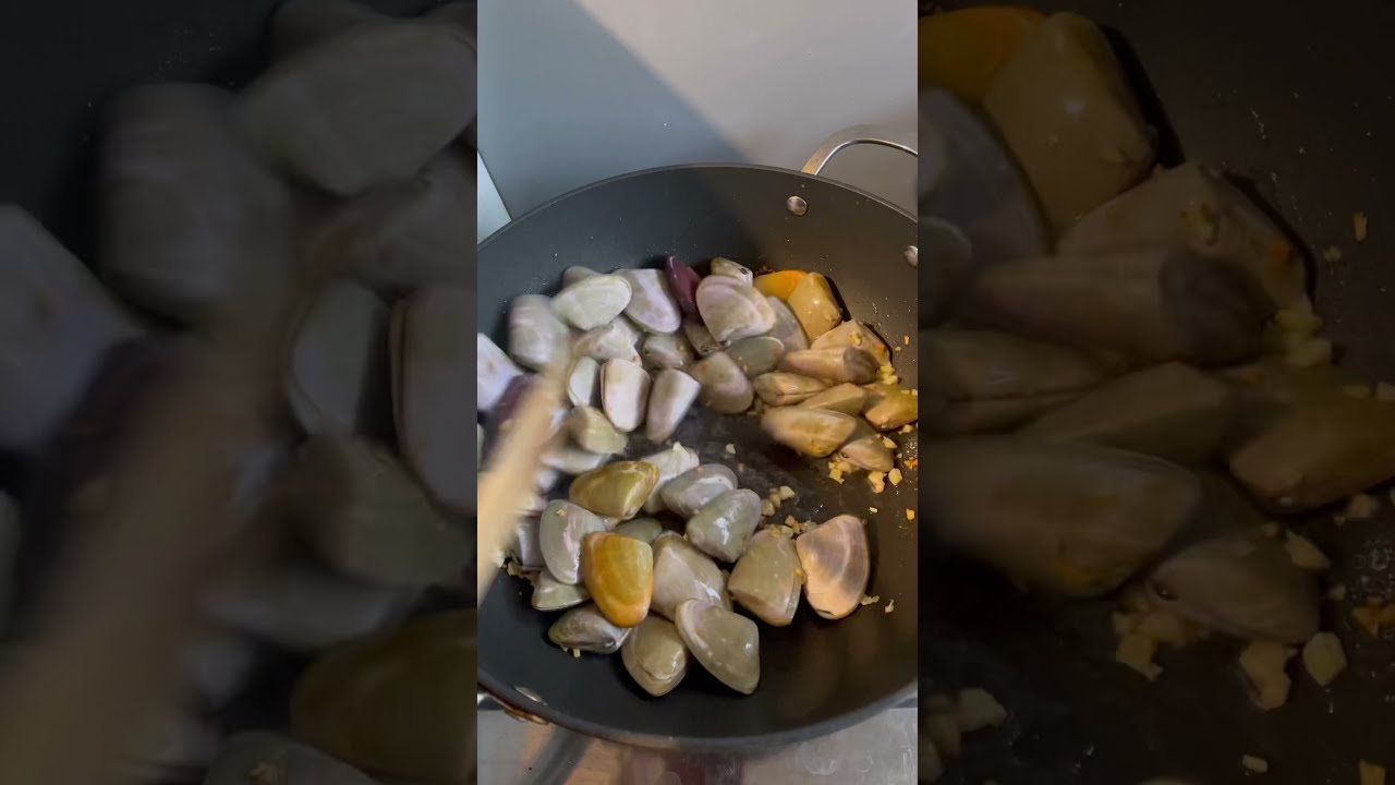 The easiest way to cook pipi with S&aacute;te. c&aacute;ch nấu ngh&ecirc;u đơn giản nhất.