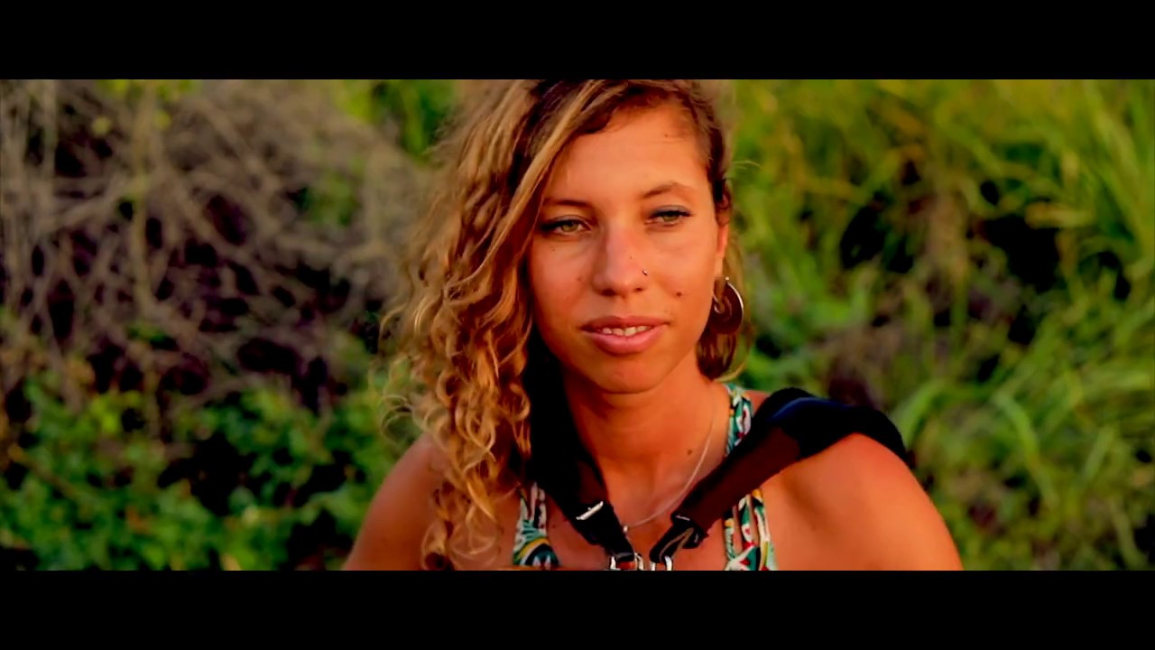La Corde Raide - Larg Tout  ( CLIP OFFICIEL )