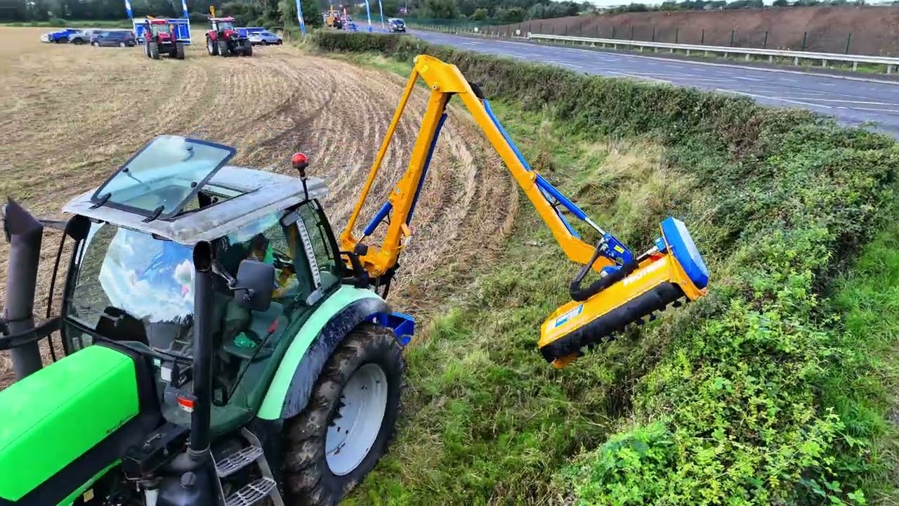 Bomford demo hedge cutter day