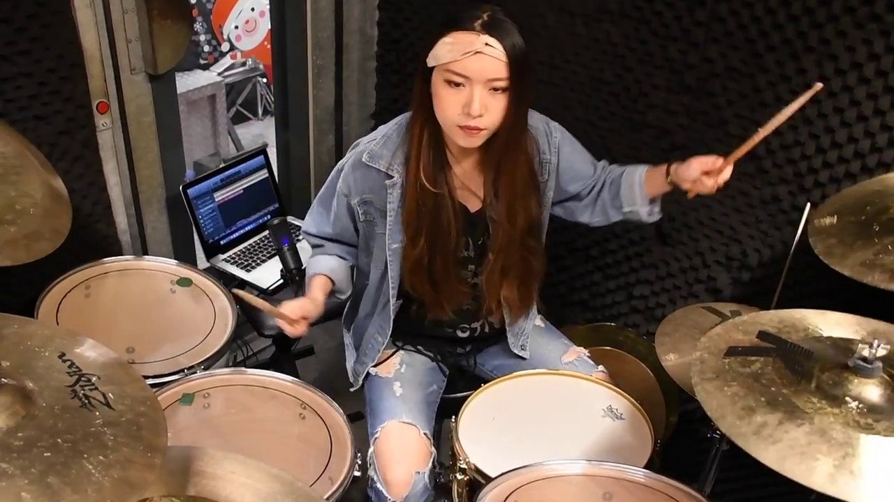 Queen : Gimme The Prize （ Kurgan's Theme）- drum cover