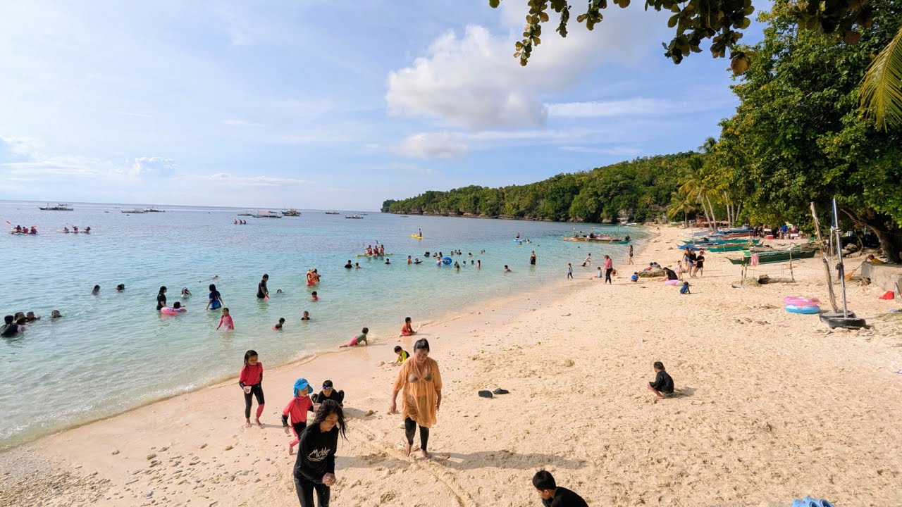 Alorro Crystal Beach Resort in Kaputian, Samal Island 