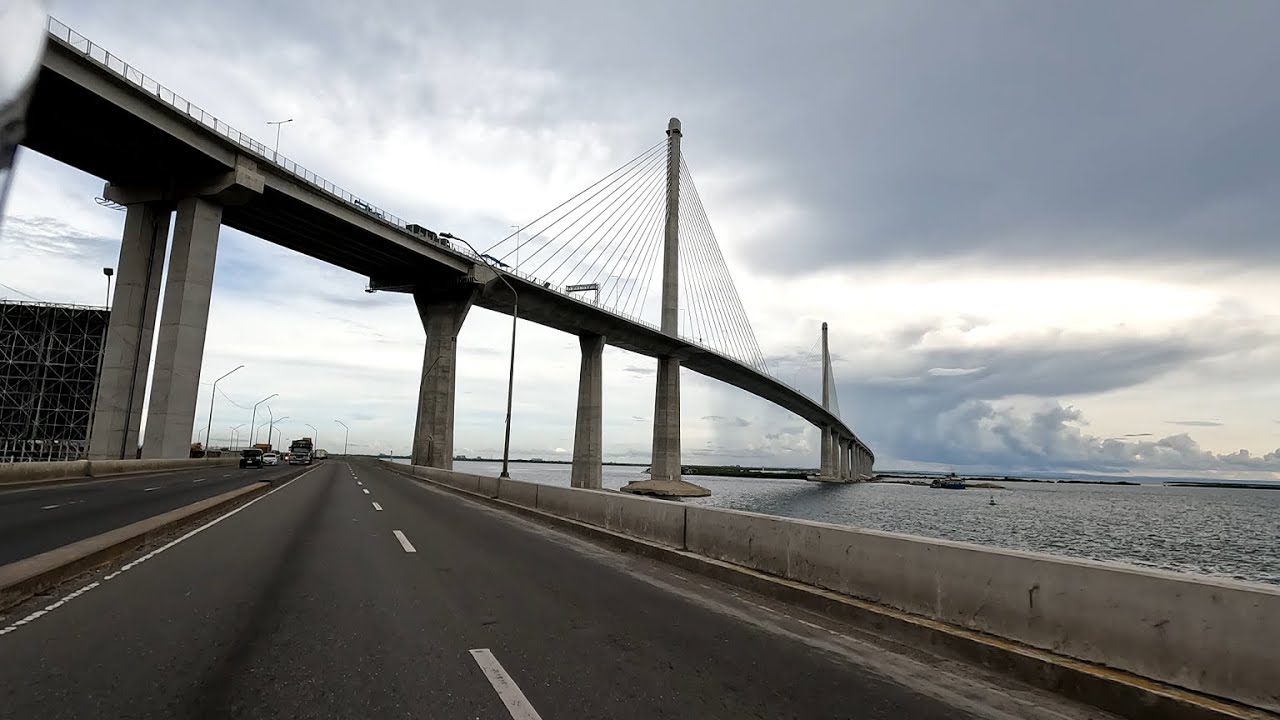 Filmy z trasy.    Cebu South Coastal Rd.  New bridge.  Cebu City, nowy most i jazda tunelem  [4K]