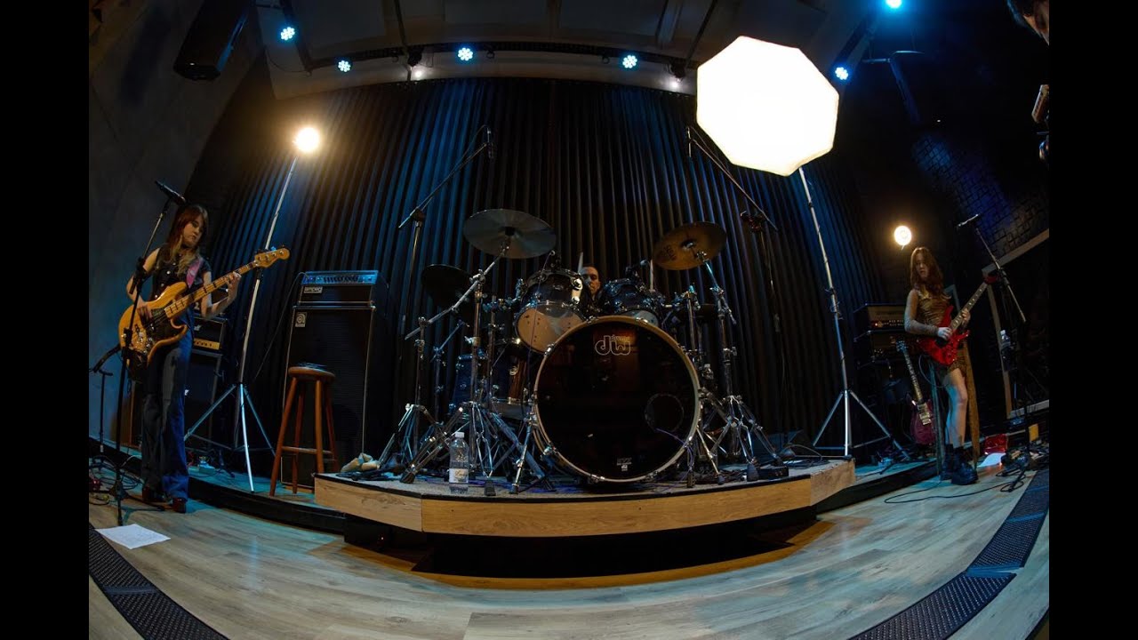 Cracklin’Groove - Euphonia (Lorena Braco)              (Official Vídeo)