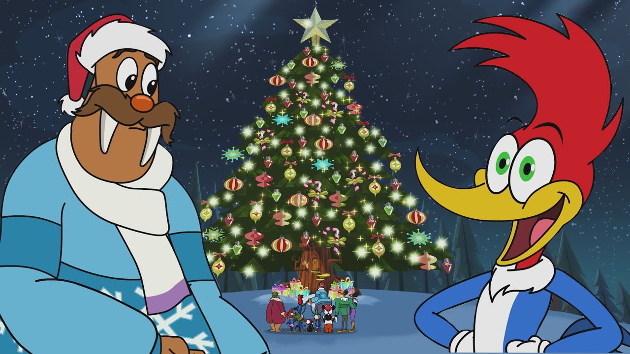 Woody and Wally Decorate a Christmas Tree! 🎄 | Woody Woodpecker