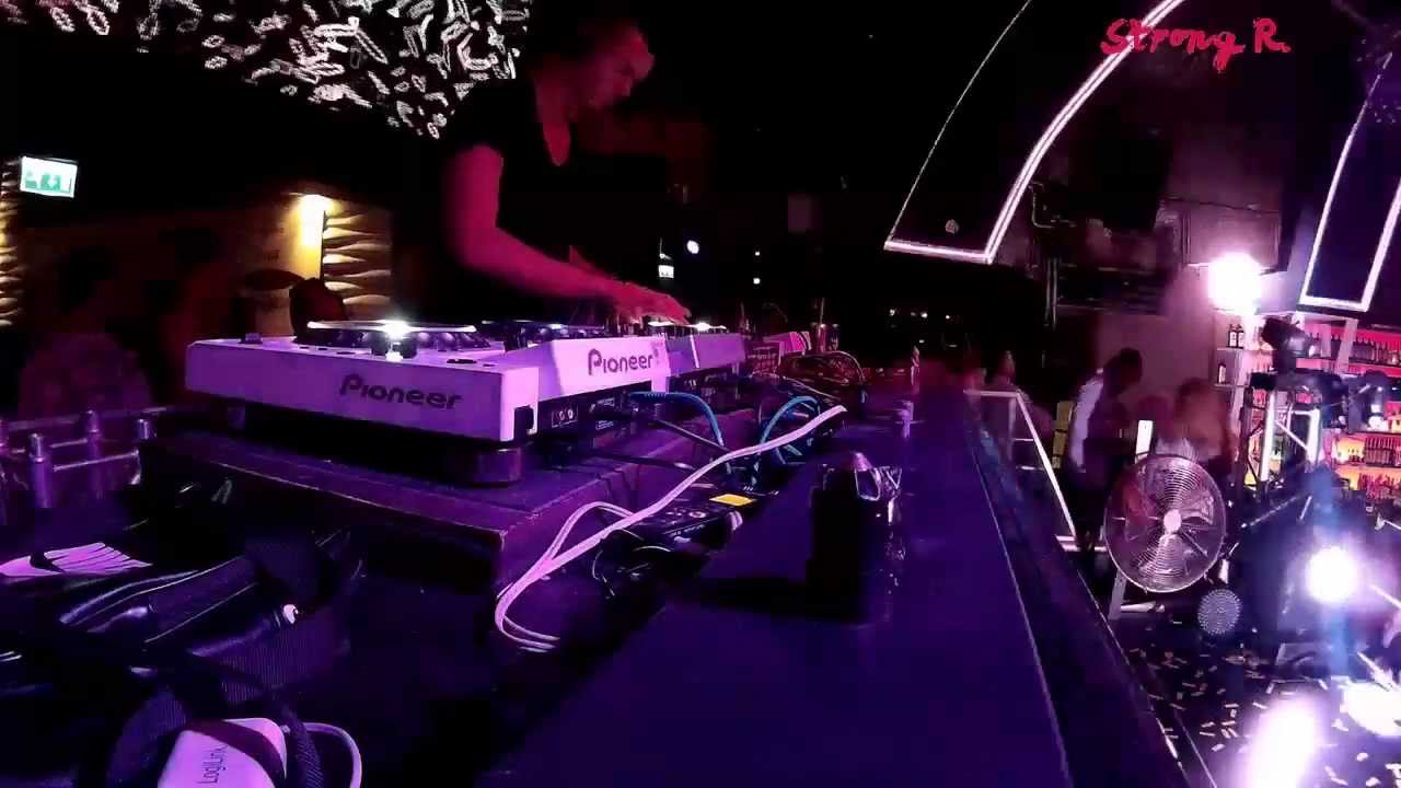 Strong R. - Live @ MNML City at LIGET