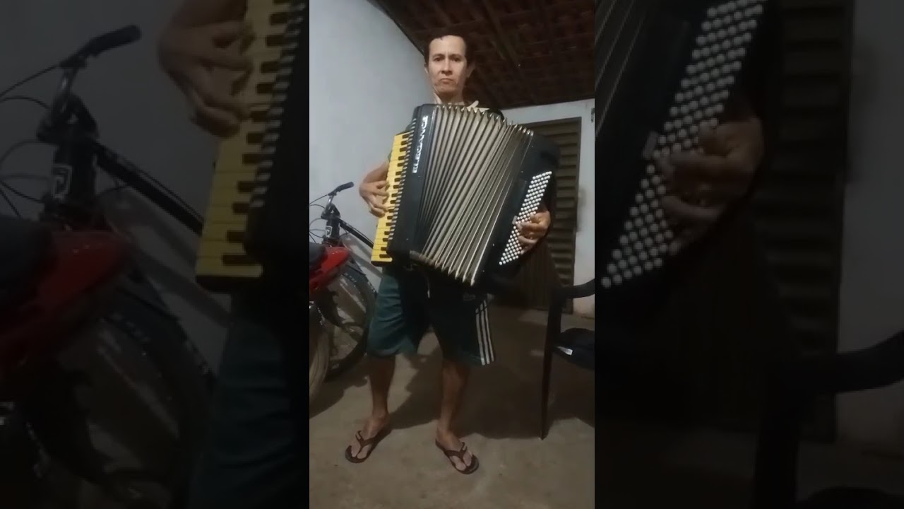 Tome solado menino.. Com carneirinho do Acordeon...