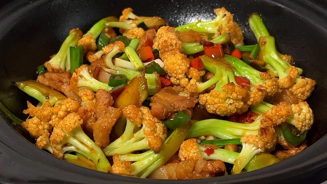 在家做干锅花菜，怎样才能干香又入味，教你简单做法，2分钟学会