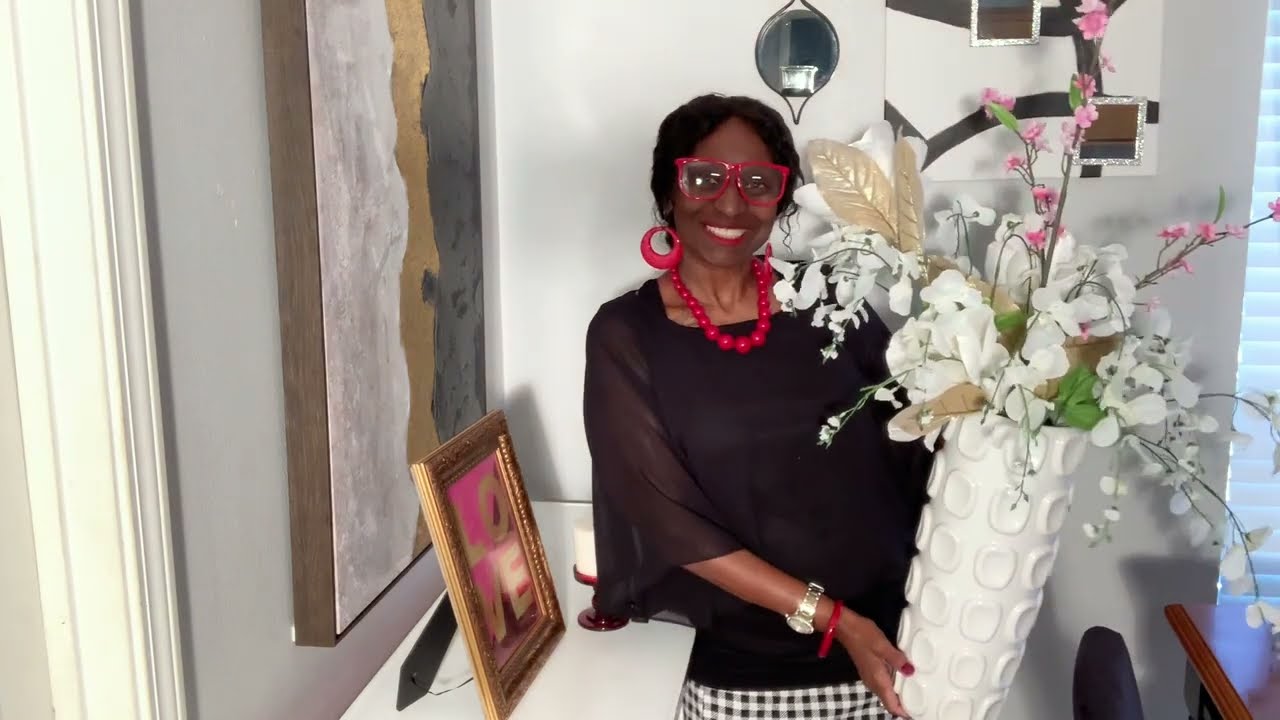 Valentine’s Day 2024 Stunning| luxury, elegant Tablescape-table setting |Credenza styling