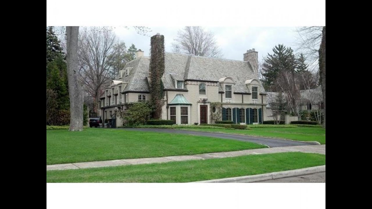 Residential for sale - 100 KENWOOD Road, Grosse Pointe, MI 48236
