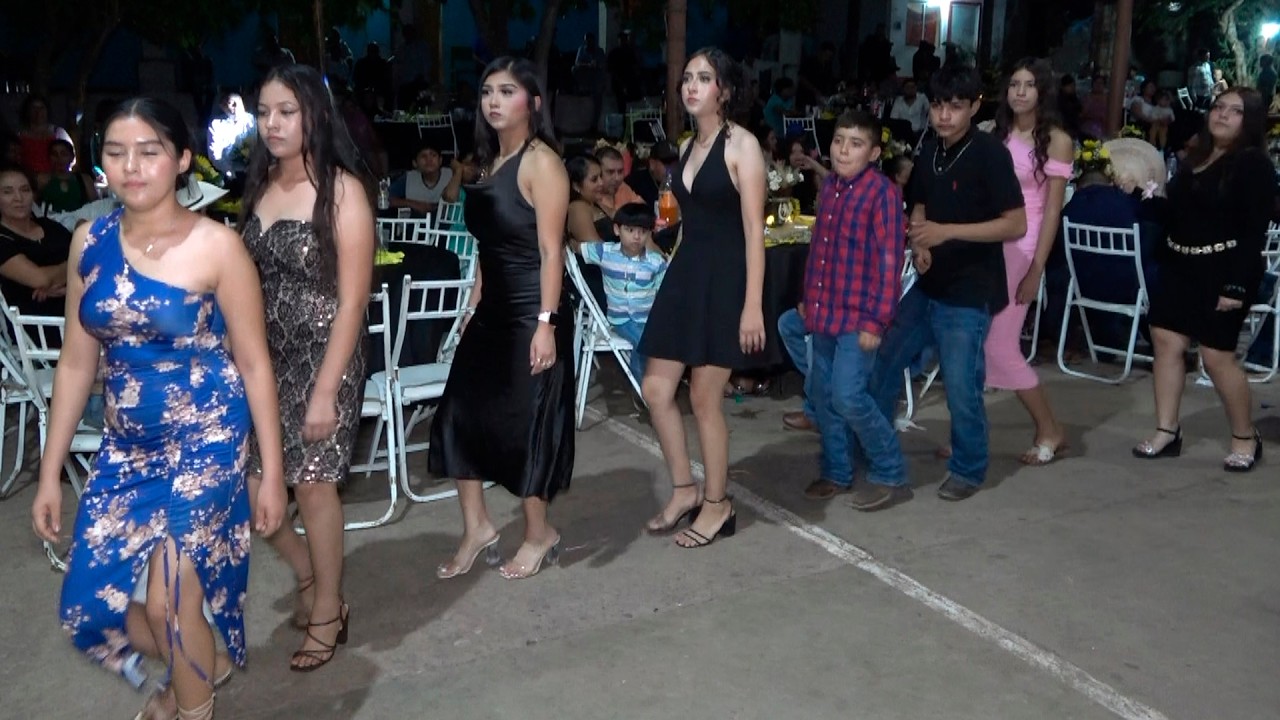 DIOS SI QUE SON HERMOSAS ESTAS LINDAS CHICAS DE BALDERRAMA GRO  VIDEO IMPERDIBLE