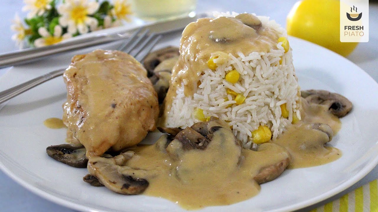 Chicken in white wine sauce with rice and mushrooms - Coq au vin blanc - | Fresh Piato
