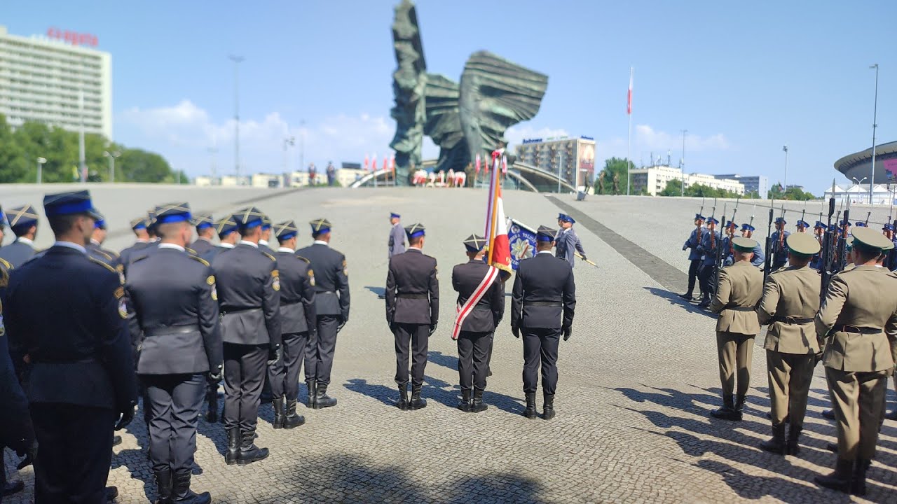 Odprowadzenie pocztów sztandarowych