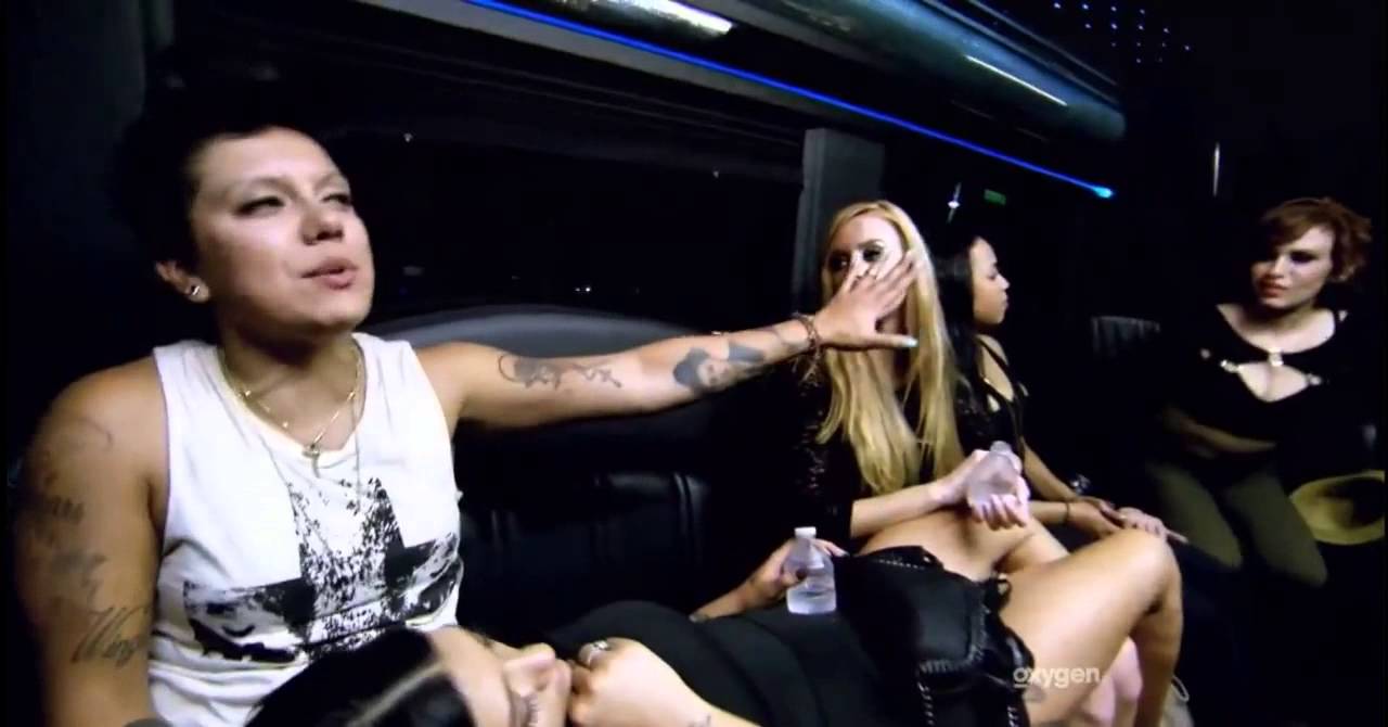 BGC14 Beatrice & Blu Hook Up / Amber VS Kat!
