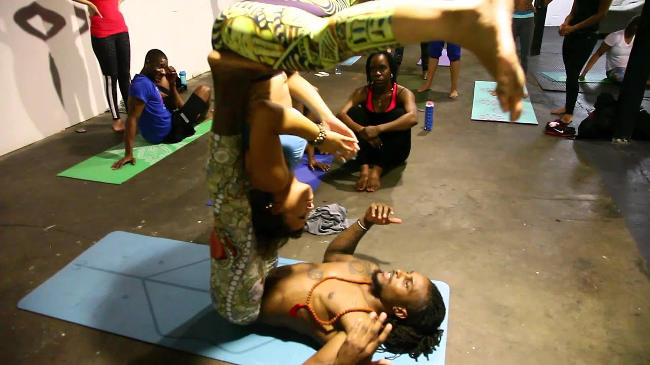 Acro Yoga Namaste Flight with @Dade2Shelby and @Keaushaj Part 2