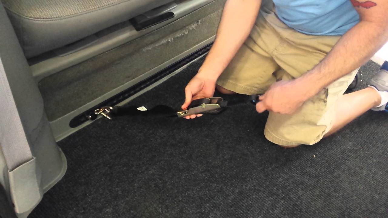 Seat removal 03 venture