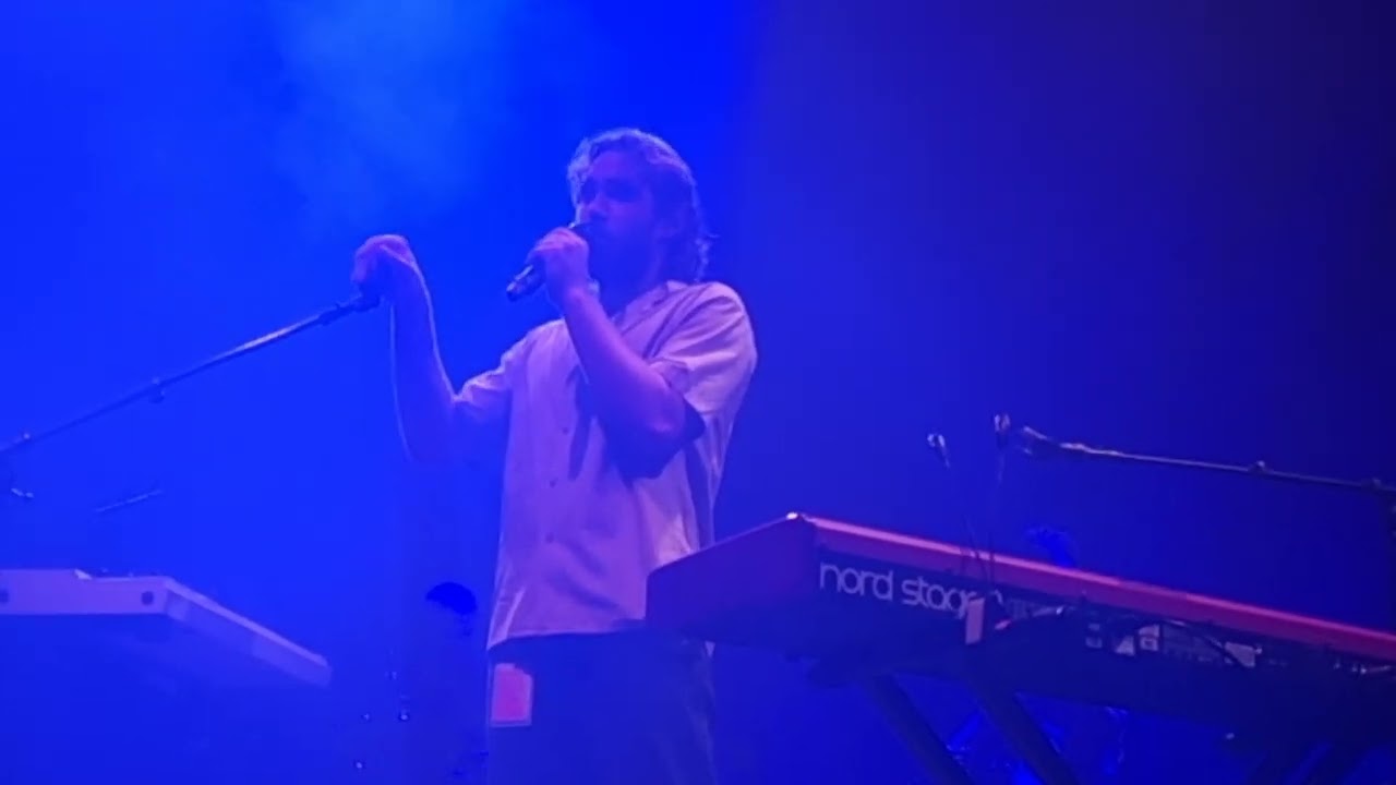 Matt Corby - For Real (Sentrum Scene, Oslo Norway 2023-09-26)