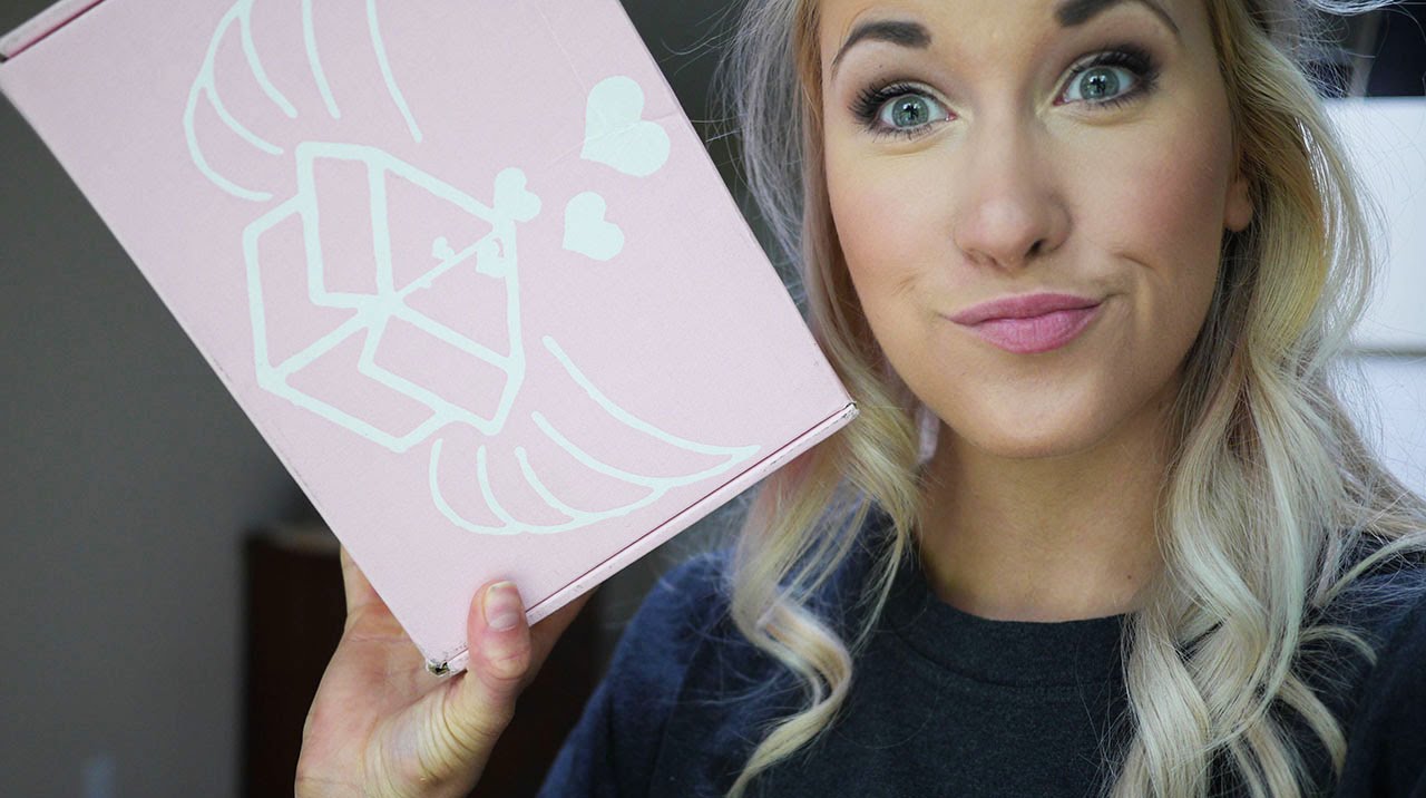 The PMS Package | SUBSCRIPTION BOX | UNBOXING AND REVIEW