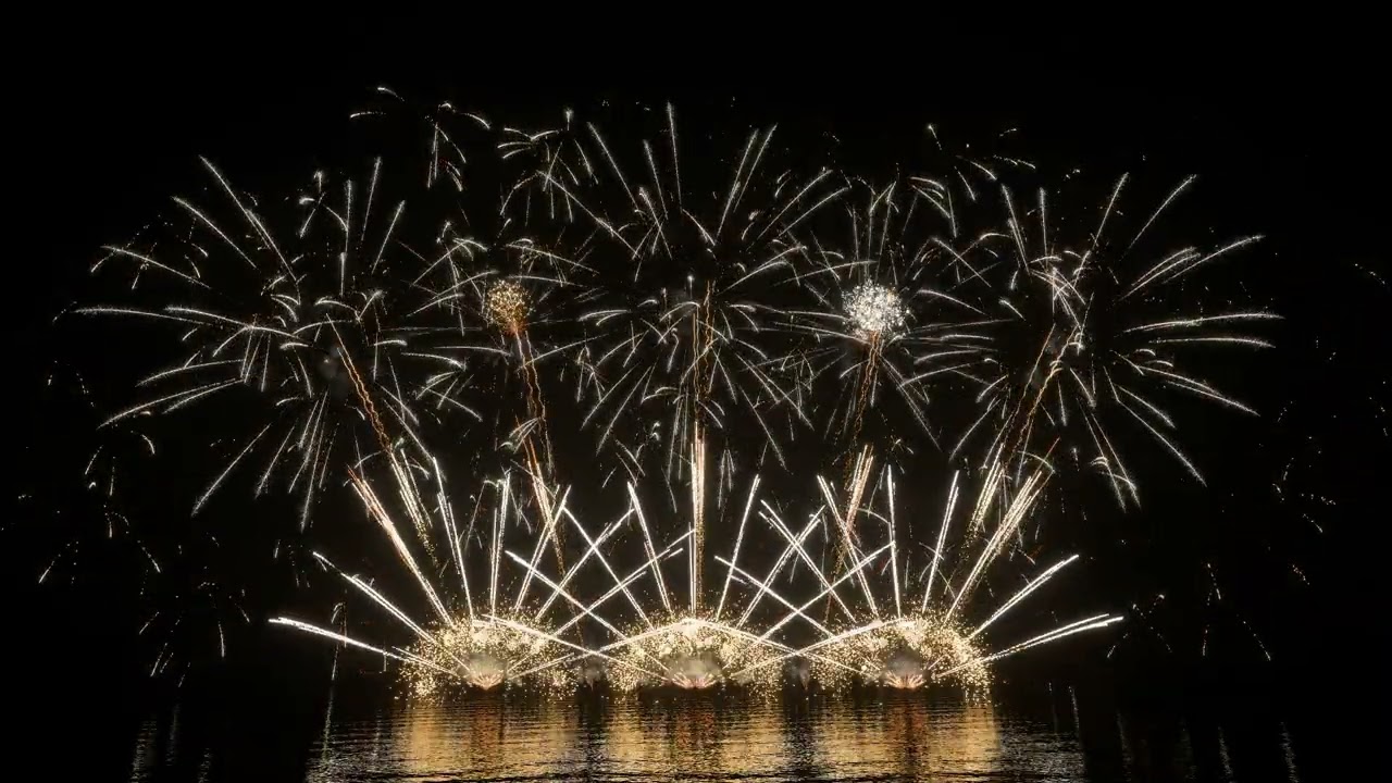 (4K) Hans Zimmer &ldquo;F1&rdquo; Fireworks Show FWsim