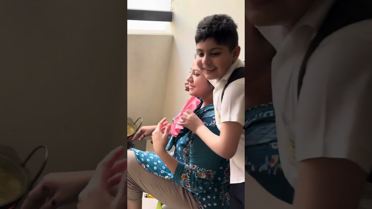 আজেক লাকড়ী চুলাতে দেশী বোয়াল মাছ , শুটকি দিয়ে লতি এবং করল্লা দিয়ে চিংড়ি মাছ রান্না করলাম ❤️❤️❤️